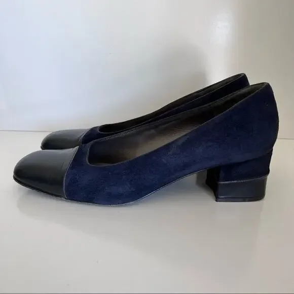 Bruno Magli Classic Navy Heels - Picture 4 of 13